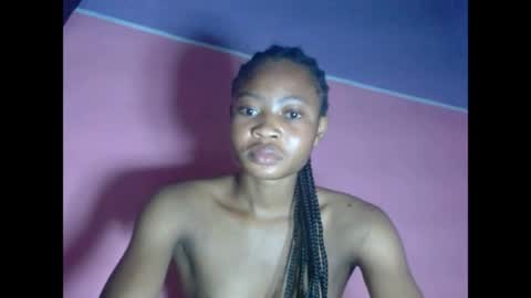 Snapshot of squirty_joy chatting on 07-16-26, 06:41 Magdalen online show from 07-16-26, 06:41