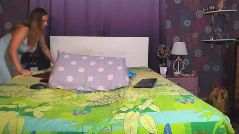 just Jess online show from 01-17-25, 07:38