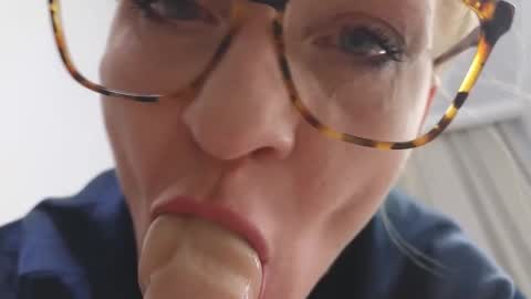 Alisa online show from 03-08-26, 01:59