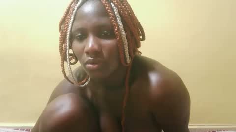 Snapshot of squirtypussie chatting on 04-24-26, 12:07 squirtypussie online show from 04-24-26, 12:07