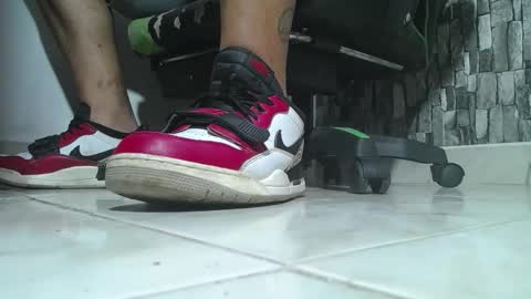 sr master cum its my old account online show from 11-25-25, 06:08