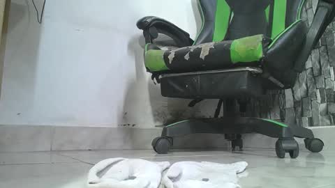 sr master cum its my old account online show from 12-13-25, 07:53