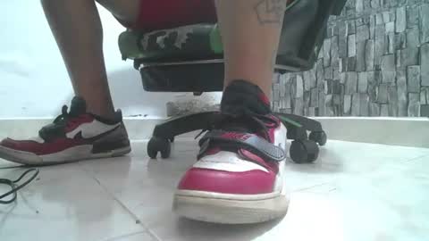 sr master cum its my old account online show from 07-27-26, 08:05