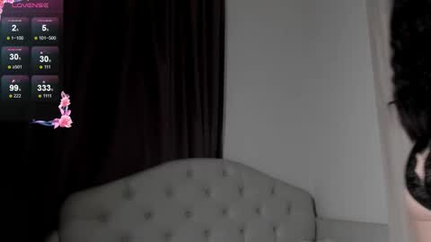 Hi tickle me and trumbs up for 25 tk online show from 03-04-26, 10:38