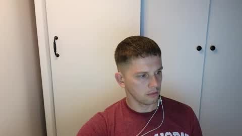 Snapshot of st1vemaster01 chatting on 09-26-25, 04:00 st1vemaster01 online show from 09-26-25, 04:00