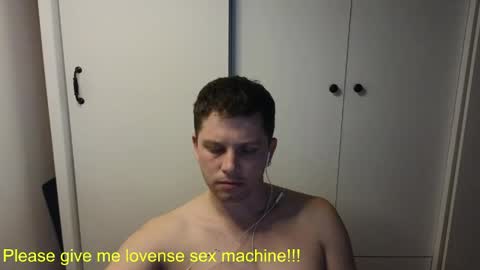 st1vemaster01 online show from 04-20-26, 03:04