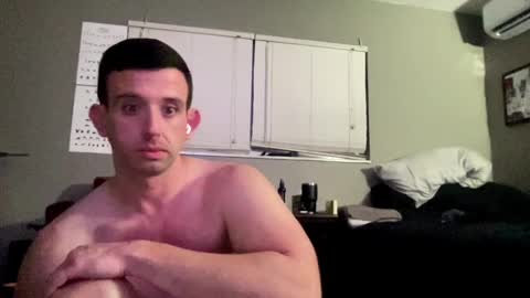 Snapshot of st22fe69 chatting on 02-16-25, 01:25 Jose online show from 02-16-25, 01:25