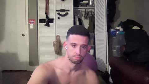 Snapshot of st22fe69 chatting on 02-23-25, 01:57 Jose online show from 02-23-25, 01:57