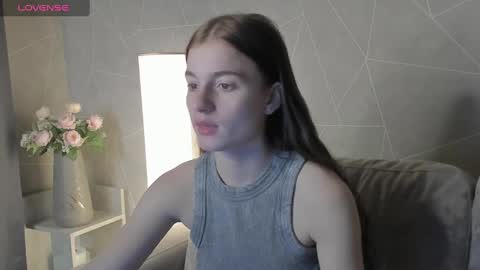 Snapshot of stacey_brown chatting on 12-13-24, 01:26 Stacey GMT5 Mo Tu We Th Fr Sa 3am -10am online show from 12-13-24, 01:26