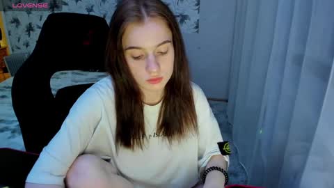 Snapshot of stacey_brown chatting on 01-27-25, 12:48 Stacey GMT5 Mo Tu We Th Fr Sa 3am -10am online show from 01-27-25, 12:48