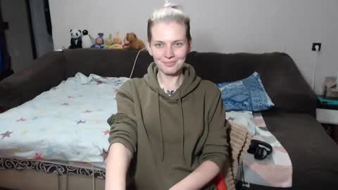 Snapshot of stacey_hot_01 chatting on 12-25-24, 10:27 Stacey online show from 12-25-24, 10:27