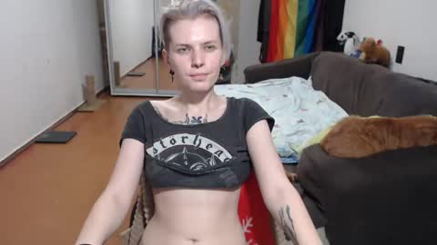 Snapshot of stacey_hot_01 chatting on 01-25-25, 11:32 Stacey online show from 01-25-25, 11:32