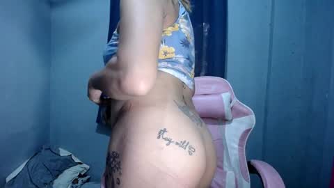 Snapshot of staceyhard018 chatting on 06-25-26, 05:12 STACEY online show from 06-25-26, 05:12