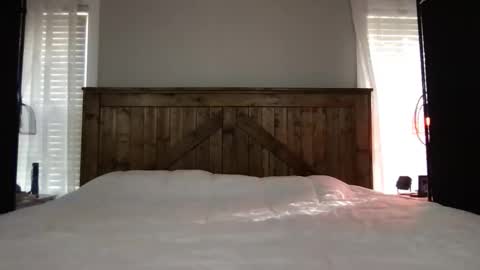 Staci Rider online show from 11-17-25, 03:40