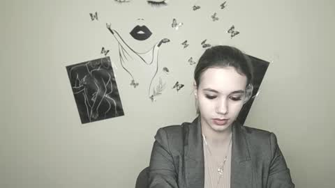 Snapshot of stacy_gr chatting on 01-12-25, 01:16 Stacy online show from 01-12-25, 01:16
