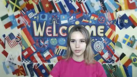 Snapshot of stacy_gr chatting on 09-19-25, 06:26 Stacy online show from 09-19-25, 06:26