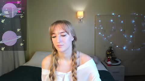 Snapshot of stacy_riiver chatting on 12-19-24, 11:29 Stacy Mon Tue Wed Thu Fri Sun GMT GMT 3 1000am - 0400pm online show from 12-19-24, 11:29