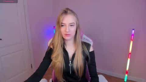 Snapshot of stacy_riiver chatting on 02-10-25, 08:09 Stacy Mon Tue Wed Thu Fri Sun GMT GMT 3 1000am - 0400pm online show from 02-10-25, 08:09