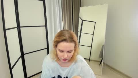 Stacy online show from 11-30-25, 03:38