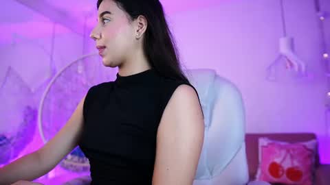 stacycooper_ online show from 06-12-26, 07:24