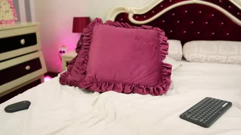 Snapshot of stacylight chatting on 05-27-26, 01:57 Stacy online show from 05-27-26, 01:57