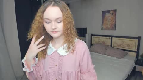 Violet online show from 02-09-26, 05:39