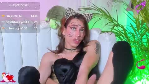 Snapshot of star_mor_ chatting on 01-29-25, 08:29  estrellita online show from 01-29-25, 08:29