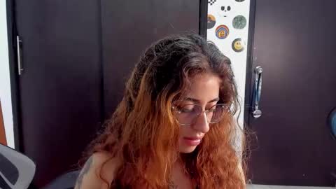 star_shooting online show from 10-24-25, 01:24