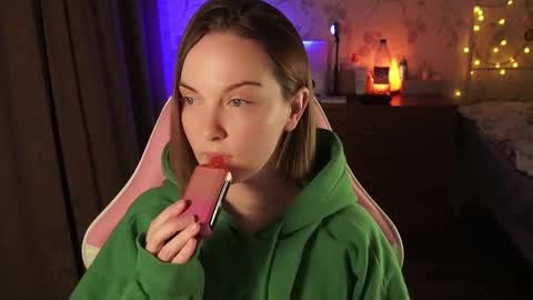 Alice online show from 01-22-25, 05:28