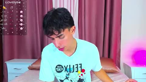 Ethan online show from 01-08-26, 01:02