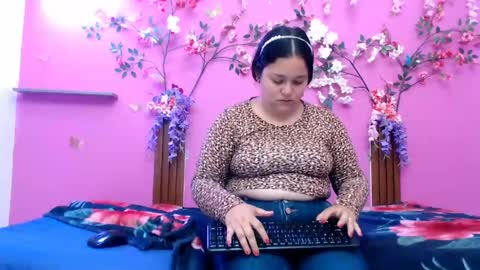 Snapshot of starfishanal21 chatting on 05-25-26, 07:20 alejandra online show from 05-25-26, 07:20