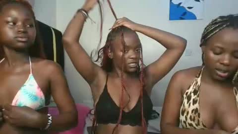 lia online show from 02-04-26, 06:47