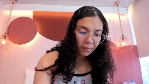 Stark Jones online show from 09-26-25, 01:15