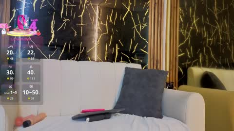 starlight_mature11_aws online show from 04-07-26, 09:15