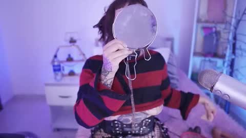 Yoko online show from 12-05-25, 08:01