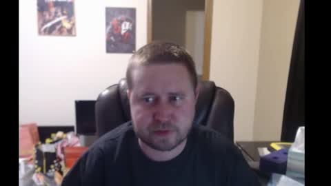 Snapshot of steelsings chatting on 01-11-25, 01:16 SteelSings online show from 01-11-25, 01:16