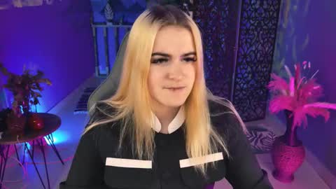 stef_nicks online show from 10-03-25, 09:06