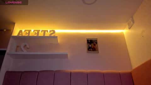 Stefa Gomez  online show from 02-09-25, 03:45