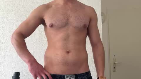 Snapshot of stefan45017 chatting on 06-07-26, 03:49 Stefan online show from 06-07-26, 03:49