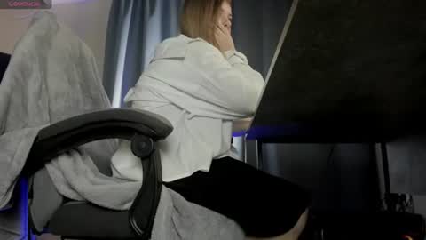 Stefania online show from 07-28-26, 11:17