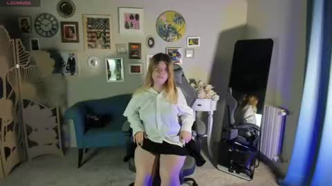 Stefania online show from 07-29-26, 05:05