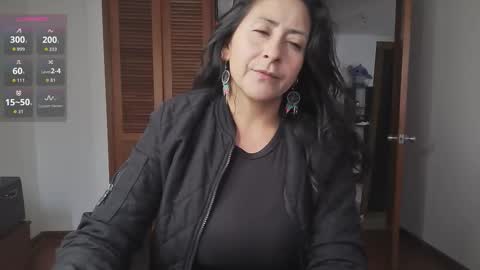 Stafania 3 online show from 11-19-25, 03:12