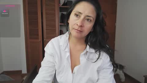 Stafania 3 online show from 11-20-25, 03:23