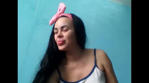 stefaniyax online show from 10-15-25, 08:47