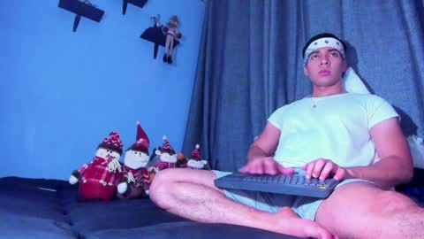 Snapshot of stefann_salvatore chatting on 01-15-25, 12:30 Stefann Salvatore online show from 01-15-25, 12:30