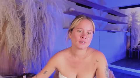 Stefanny   online show from 02-27-25, 03:05