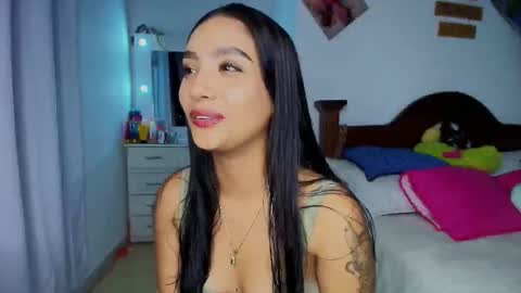 Im MiaIts my first day here  online show from 10-16-25, 01:28