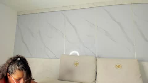 Stefany Lure online show from 05-19-26, 07:31