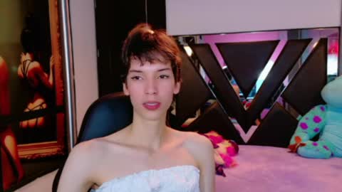 Snapshot of stefany_piink chatting on 06-06-26, 12:10 stefany piink online show from 06-06-26, 12:10
