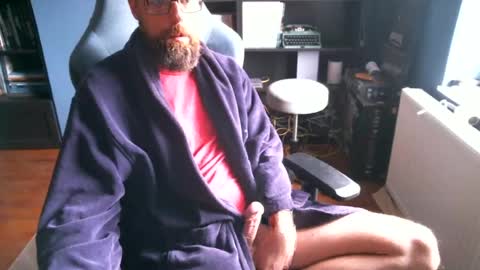 MeStef online show from 06-14-26, 07:43